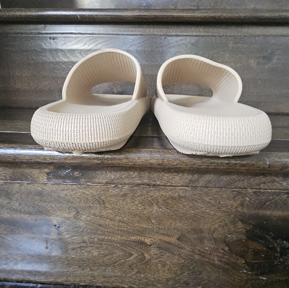 Bronax Pillow Slippers In Tan - Picture 4 of 7